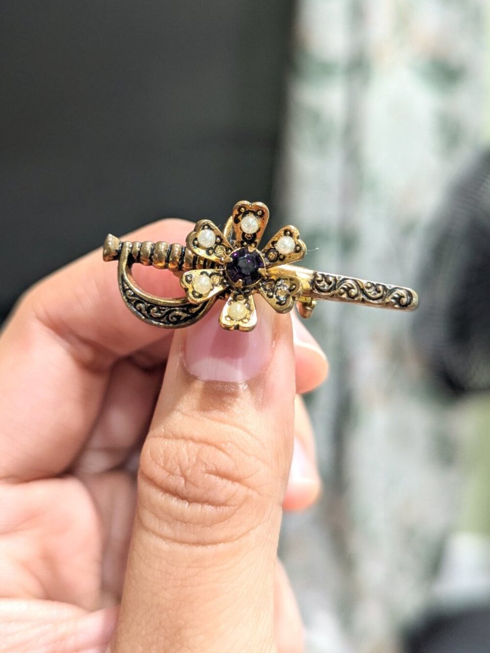 Vintage Gold Tone Amethyst & Pearls Flower Sword Brooch